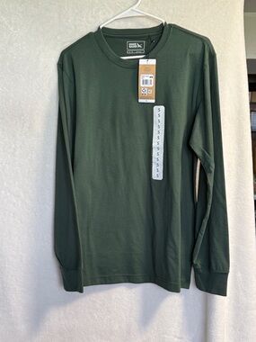 Eddie Bauer Long-Sleeve Crew Tee in Dark Green